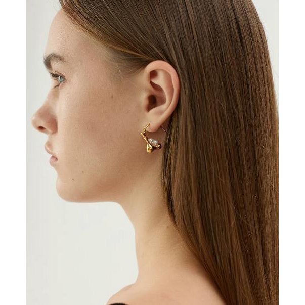 Asymmetrische gesmolten pareloorbellen
