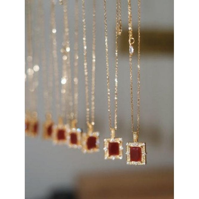 Vintage rode agaat ingelijste hanger ketting