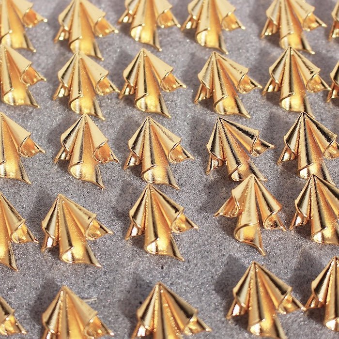 Sculpturale origami papieren vliegtuig oorbellen
