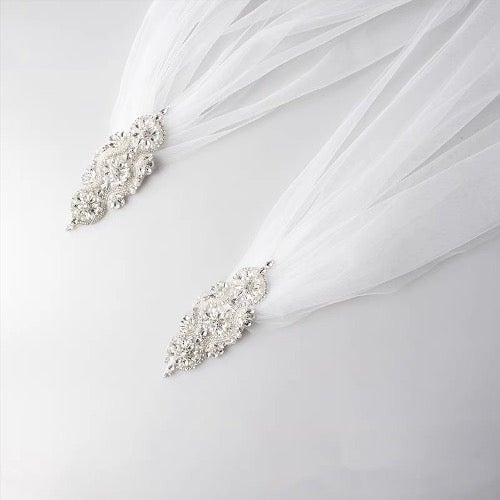 Dubbele schouder bruidssluiers met diamanten clips
