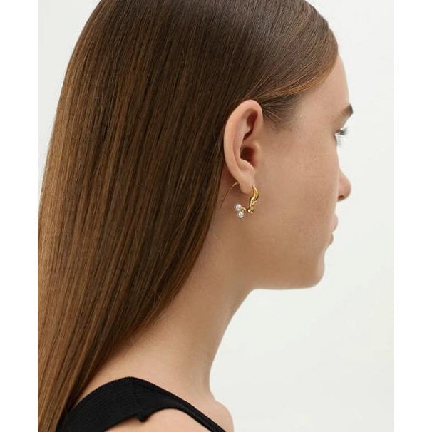 Asymmetrische gesmolten pareloorbellen
