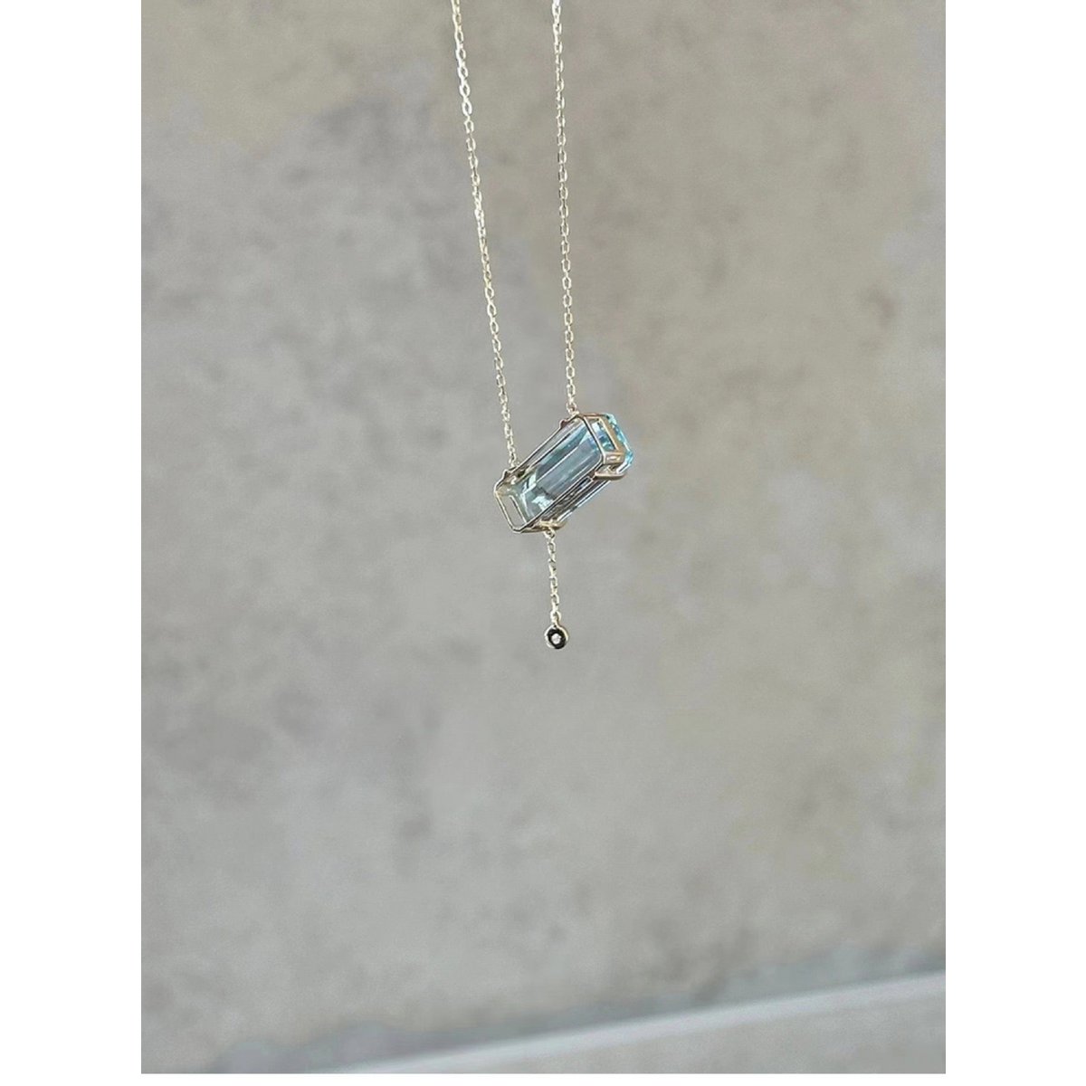 Sky Blue Ice Sugar Bar ketting