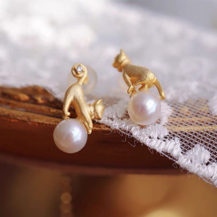 Asymmetrische kat oorbellen & ketting