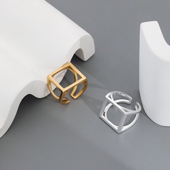 Minimalistische stoere look vierkante ring