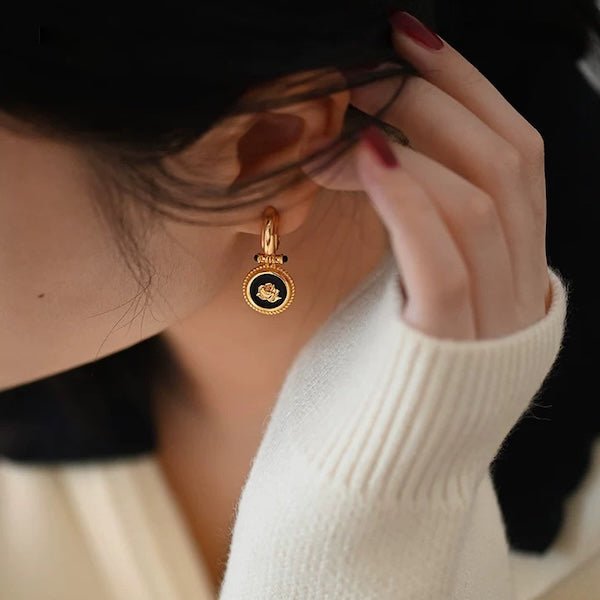 Midnight Rose Emaille Drop Oorbellen