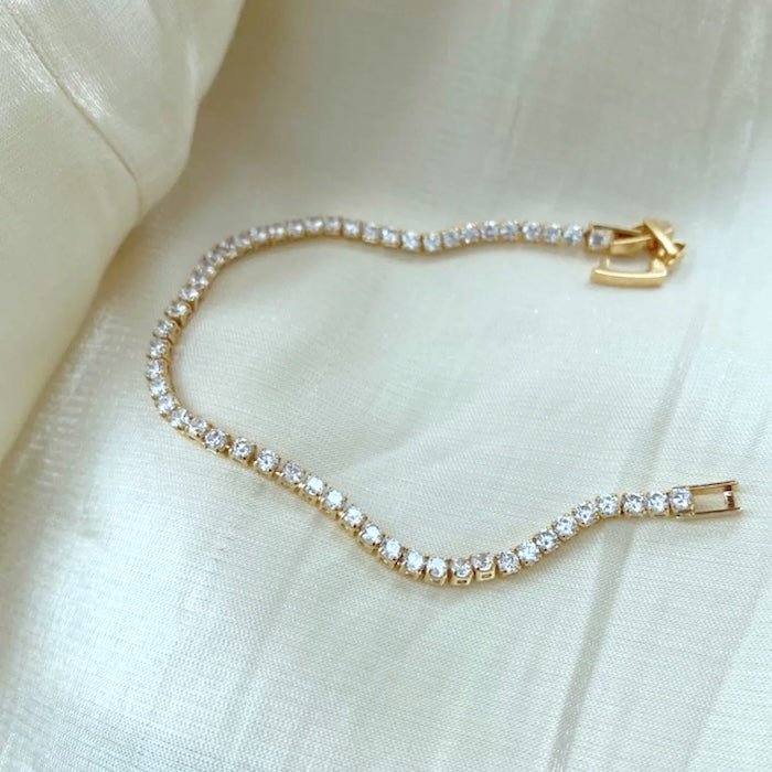 Tijdloze tennisarmband met diamantlook