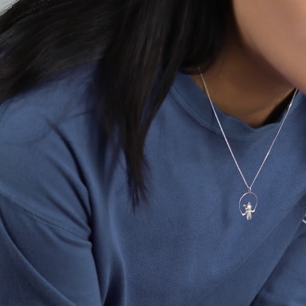 Touwtjespringende kat ketting