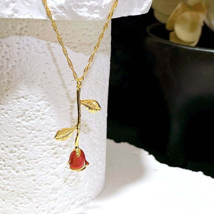 Romantische rode roos ketting en oorbellen