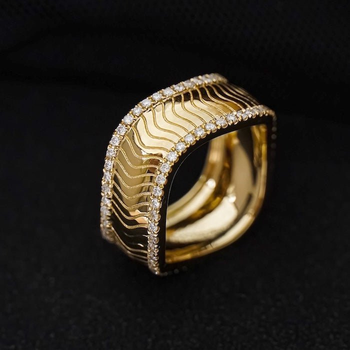 Luxe accordeon gevouwen getextureerde ring