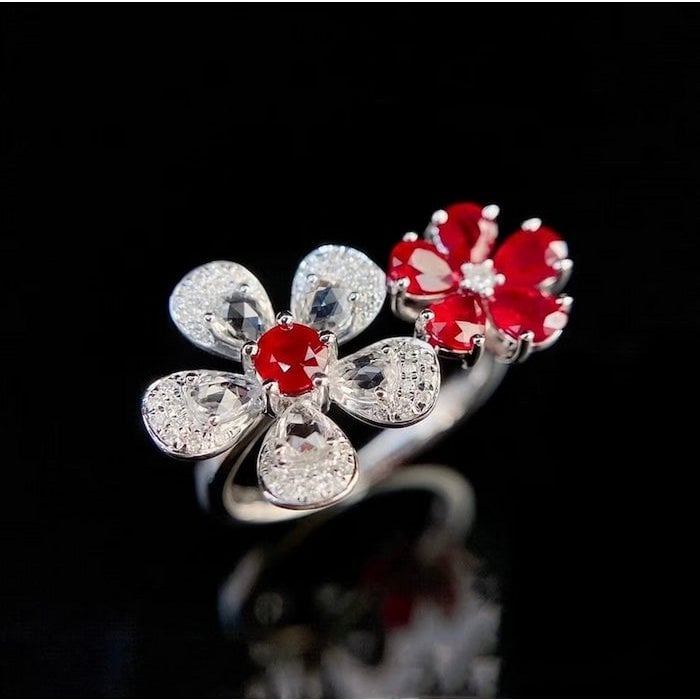 Ruby pruimenbloesem cocktailring