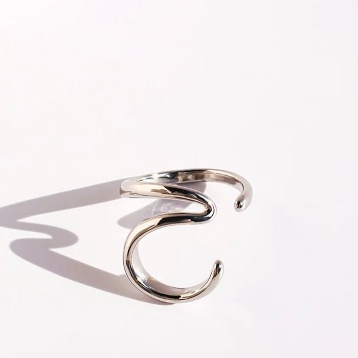 Minimalistische Wave Line Ear Cuff