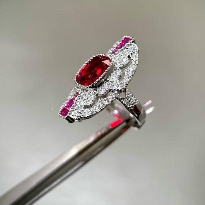 Art Deco stijl Ruby statement ring