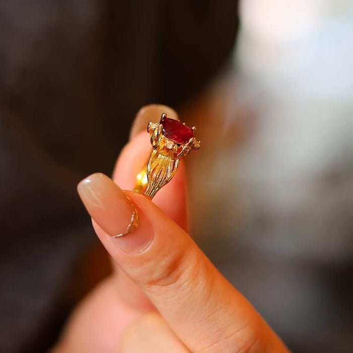 Natuurlijke Ruby Solitaire-instructiering