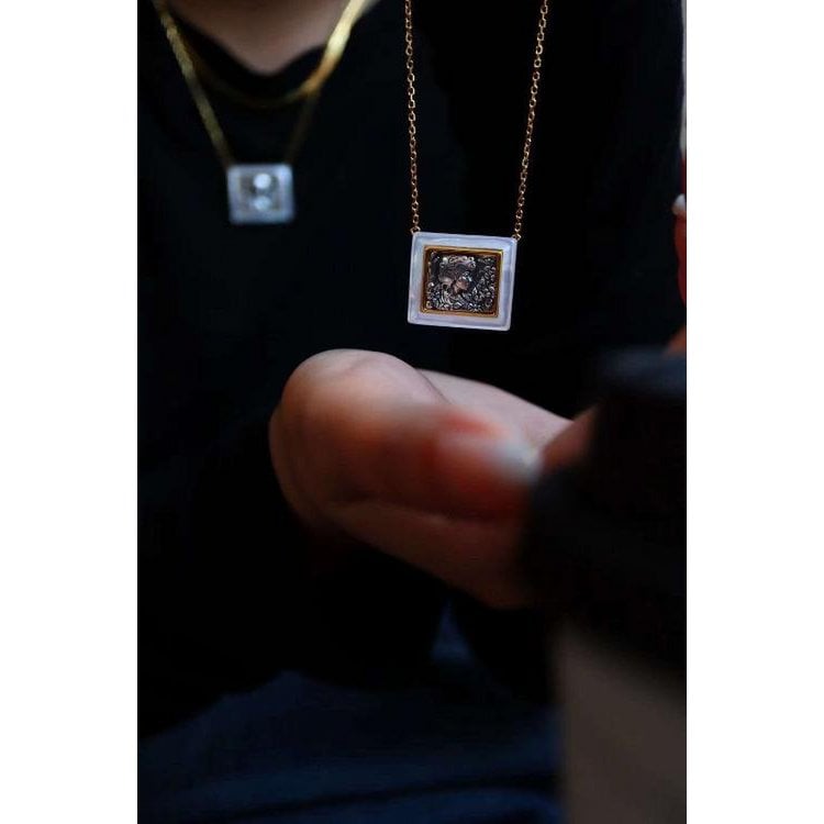 Romeinse stijl vierkante godin standbeeld ketting