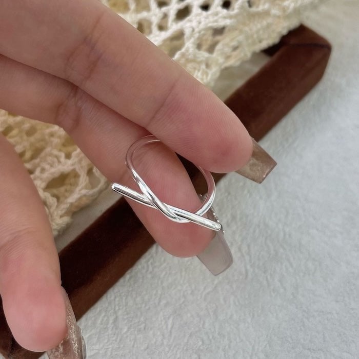 Minimalistische knoopring – 925 sterling zilver