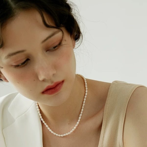 Tijdloze parel Toggle ketting