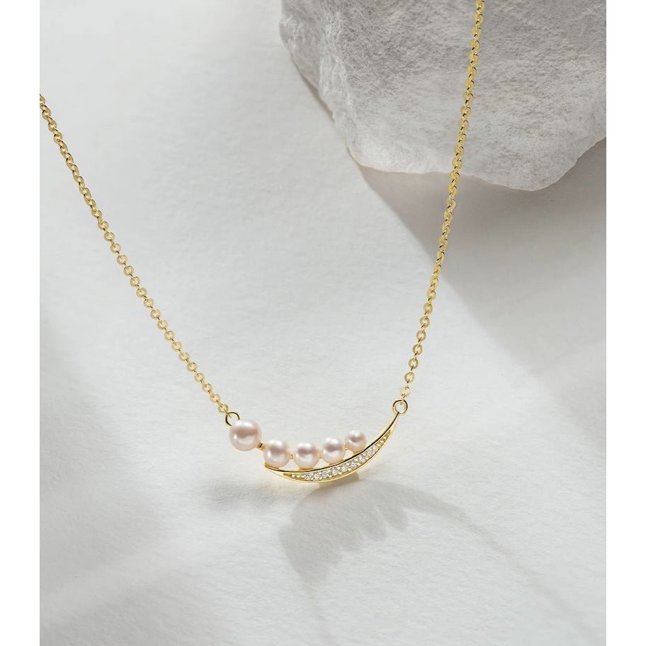 Elegante glimlach parelketting