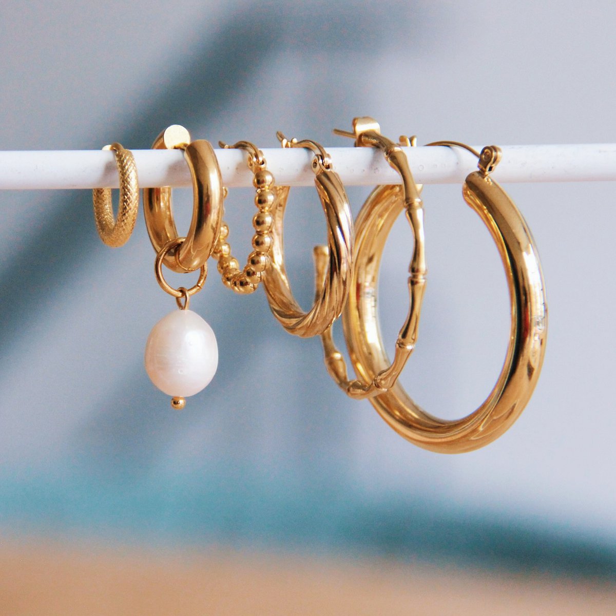 EA504.2: RVS creool 20mm “ballen” – goud