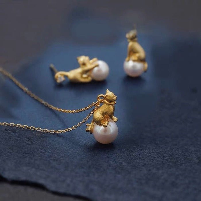 Asymmetrische kat oorbellen & ketting