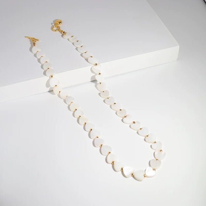 Parelmoer hart charme ketting