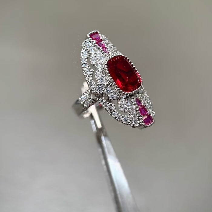 Art Deco stijl Ruby statement ring