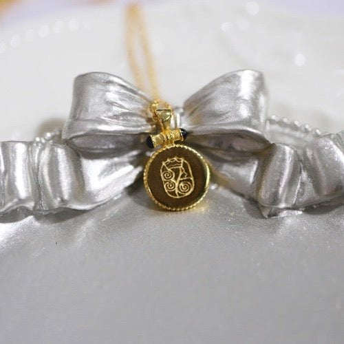 Midnight Rose emaille hanger ketting