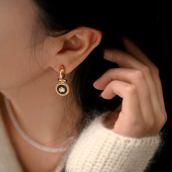 Midnight Rose Emaille Drop Oorbellen