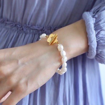 Zoetwaterparel kralen armband - bloemgesp