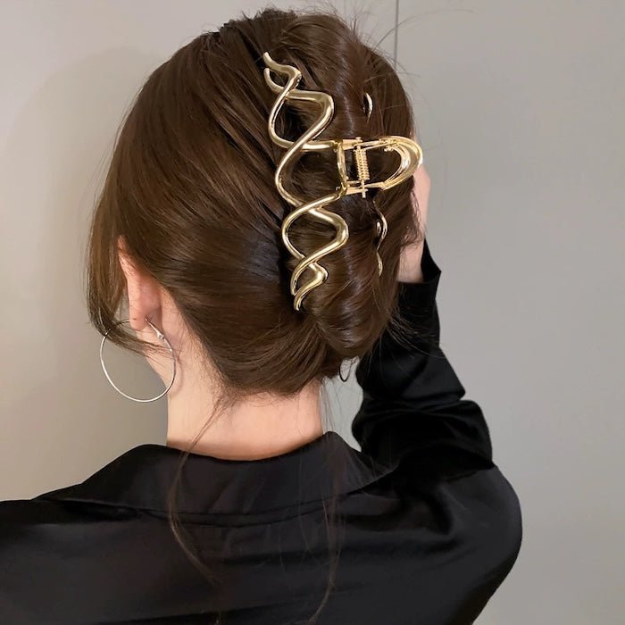Sculpturale dubbele golf grote klauw haarclip