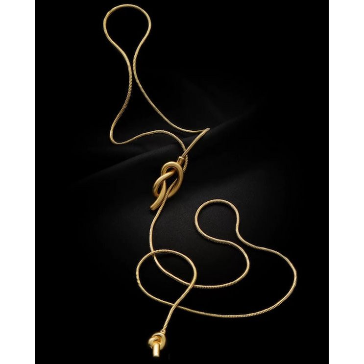 Minimalistische knoop trui ketting