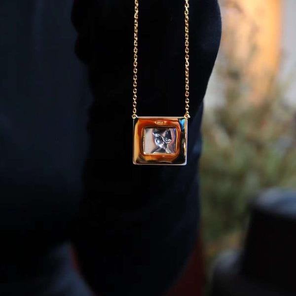 Romeinse stijl vierkante godin standbeeld ketting
